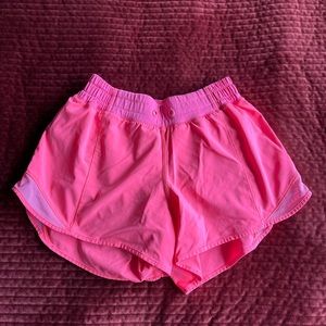 Lululemon shorty Hot shorts long